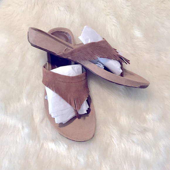 🆕BOHO🪶Kenneth Cole’s Comfy Suede Fringe Sandals - Picture 3 of 16